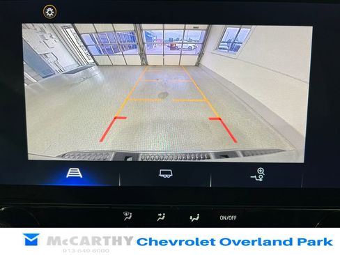 Used 2024 Chevrolet Colorado LT w/ LT Convenience Package AWD/4WD image 21