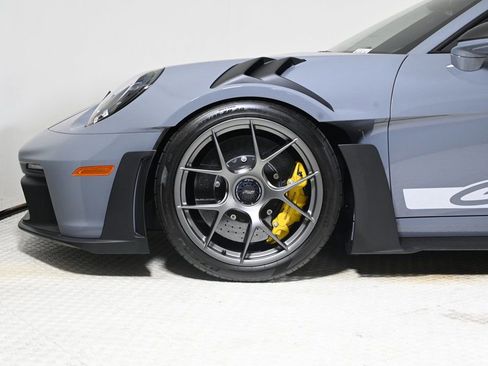 Certified 2025 Porsche 911 GT3 RS image 36