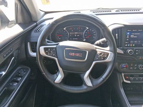 Used 2024 GMC Terrain SLT AWD/4WD image 19