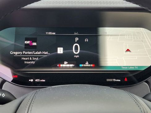 New 2026 Land Rover Range Rover SE image 11