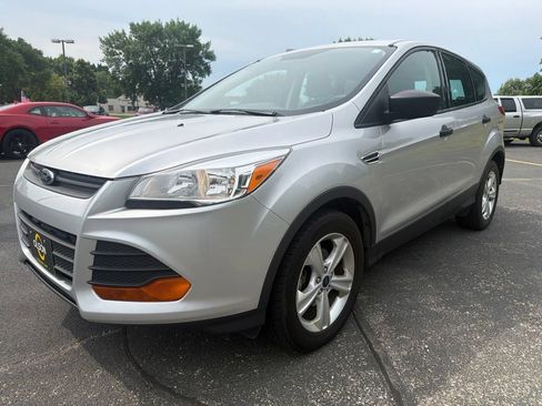 Used 2016 Ford Escape S FWD image 3