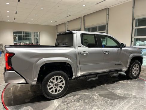 New 2026 Toyota Tacoma SR5 image 8