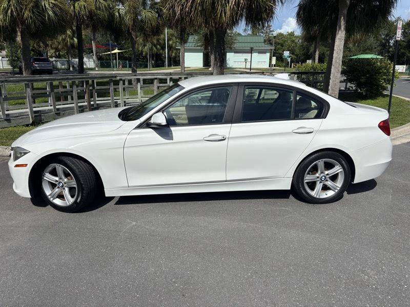 Used 2015 BMW 320i Sedan RWD image 3