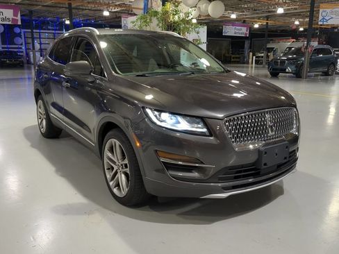 Used 2019 Lincoln MKC Reserve w/ MKC Climate Package AWD/4WD image 5