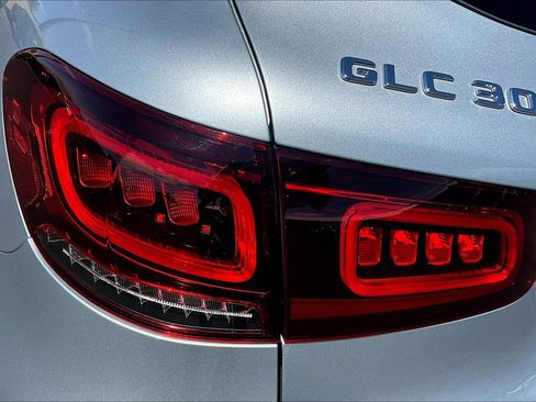 Used 2022 Mercedes-Benz GLC 300 w/ Premium Package Lite image 29