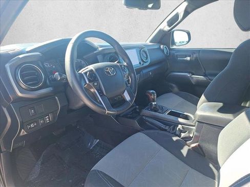 Certified 2020 Toyota Tacoma TRD Sport w/ Technology Package image 9