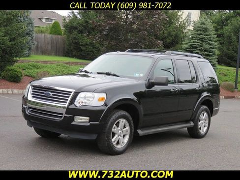Used 2009 Ford Explorer XLT image 1