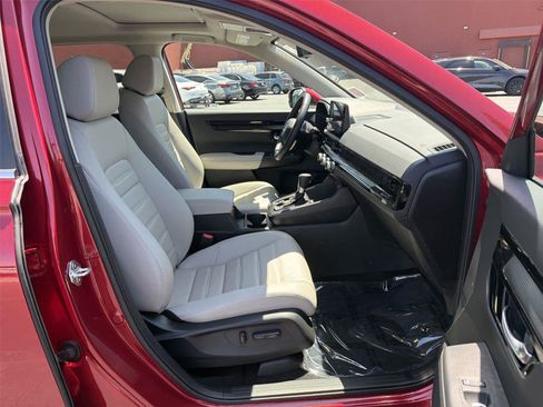 Used 2025 Honda CR-V EX-L image 15