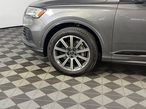 Used 2024 Audi Q7 2.0T Premium Plus w/ Premium Plus Package AWD/4WD image 12