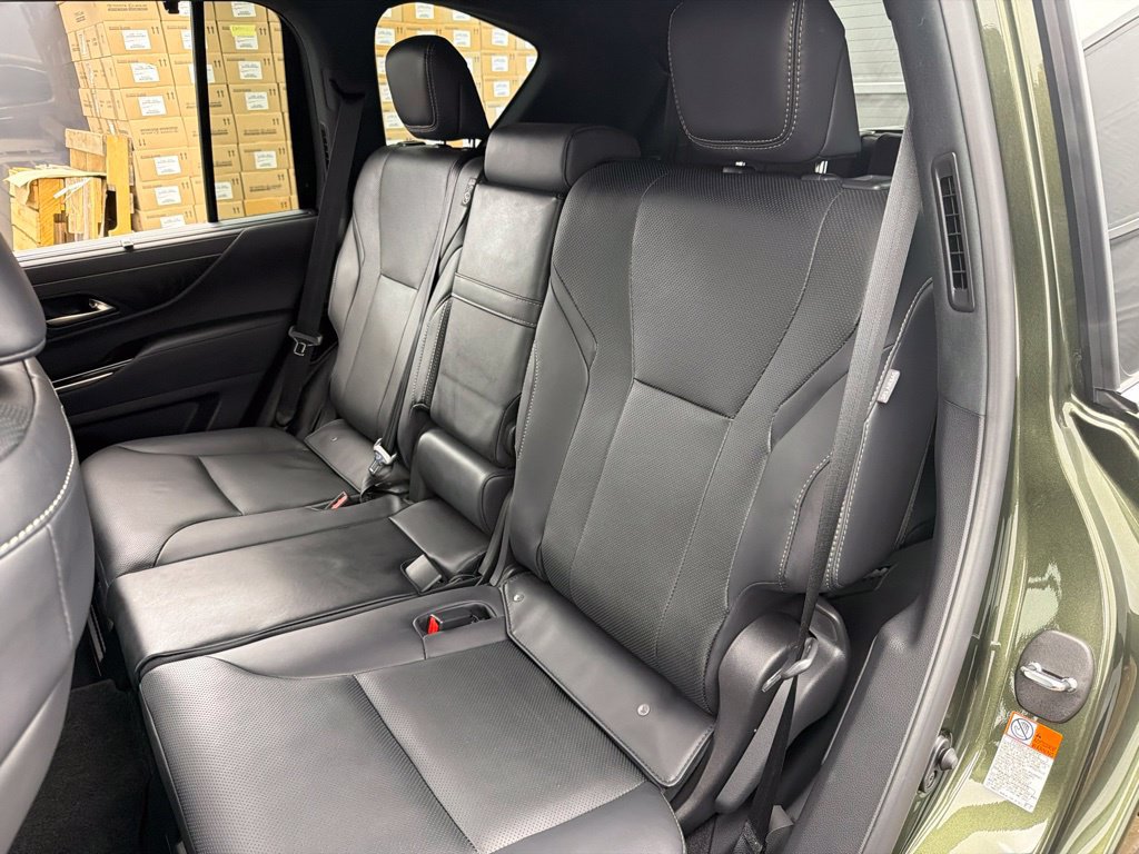 Used 2026 Lexus LX 700h Luxury AWD/4WD image 24