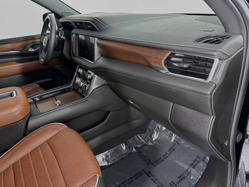 Used 2024 GMC Yukon Denali Ultimate image 32