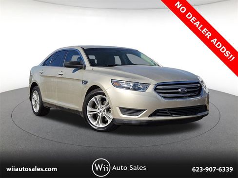 Used 2017 Ford Taurus SE image 1
