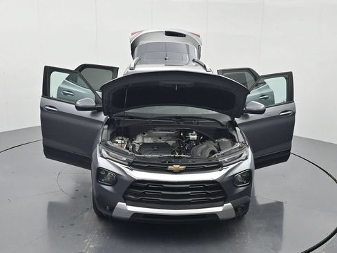 Used 2021 Chevrolet TrailBlazer LT w/ Convenience Package FWD image 44