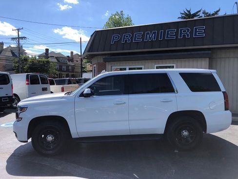 Used 2017 Chevrolet Tahoe 2WD image 3
