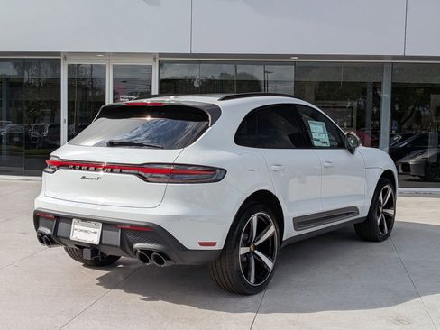 New 2026 Porsche Macan Turbo image 9