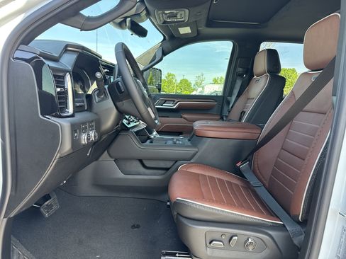 New 2026 GMC Sierra 2500 Denali Ultimate image 16