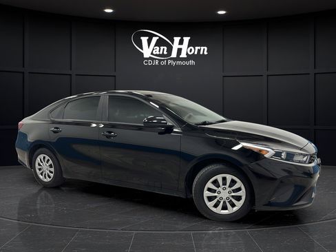 Used 2022 Kia Forte Sedan FWD image 1