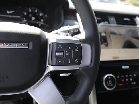 New 2026 Land Rover Discovery Dynamic SE AWD/4WD image 24