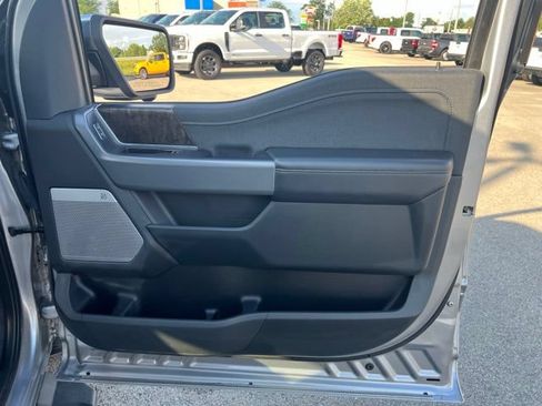 Used 2021 Ford F150 Lariat w/ Equipment Group 502A High AWD/4WD image 46