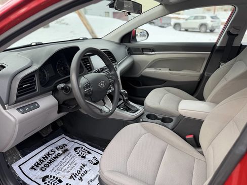 Used 2020 Hyundai Elantra SEL image 9