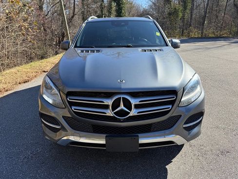 Used 2018 Mercedes-Benz GLE 350 4MATIC image 3