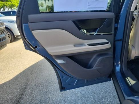 Certified 2023 Lincoln Corsair FWD image 13