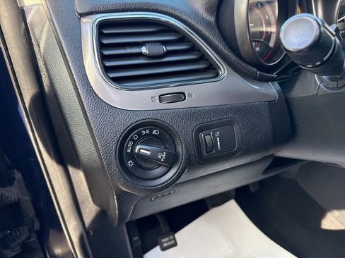 Used 2017 Dodge Journey Crossroad w/ Popular Equipment Group image 16