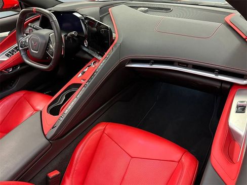 Used 2022 Chevrolet Corvette Stingray Preferred Conv w/ 2LT image 6