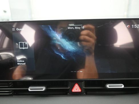 Used 2025 Hyundai Ioniq 5 SE RWD image 14
