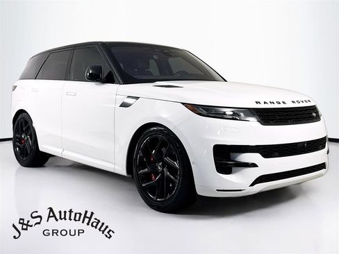 Used 2023 Land Rover Range Rover Sport SE image 1