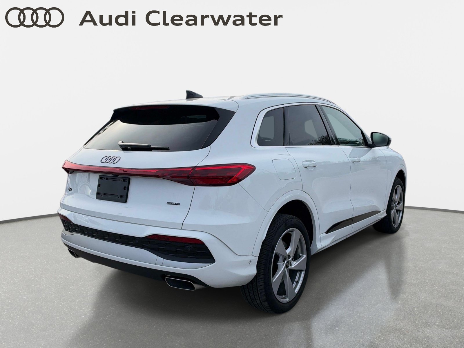 Used 2025 Audi Q5 Premium Plus AWD/4WD image 3