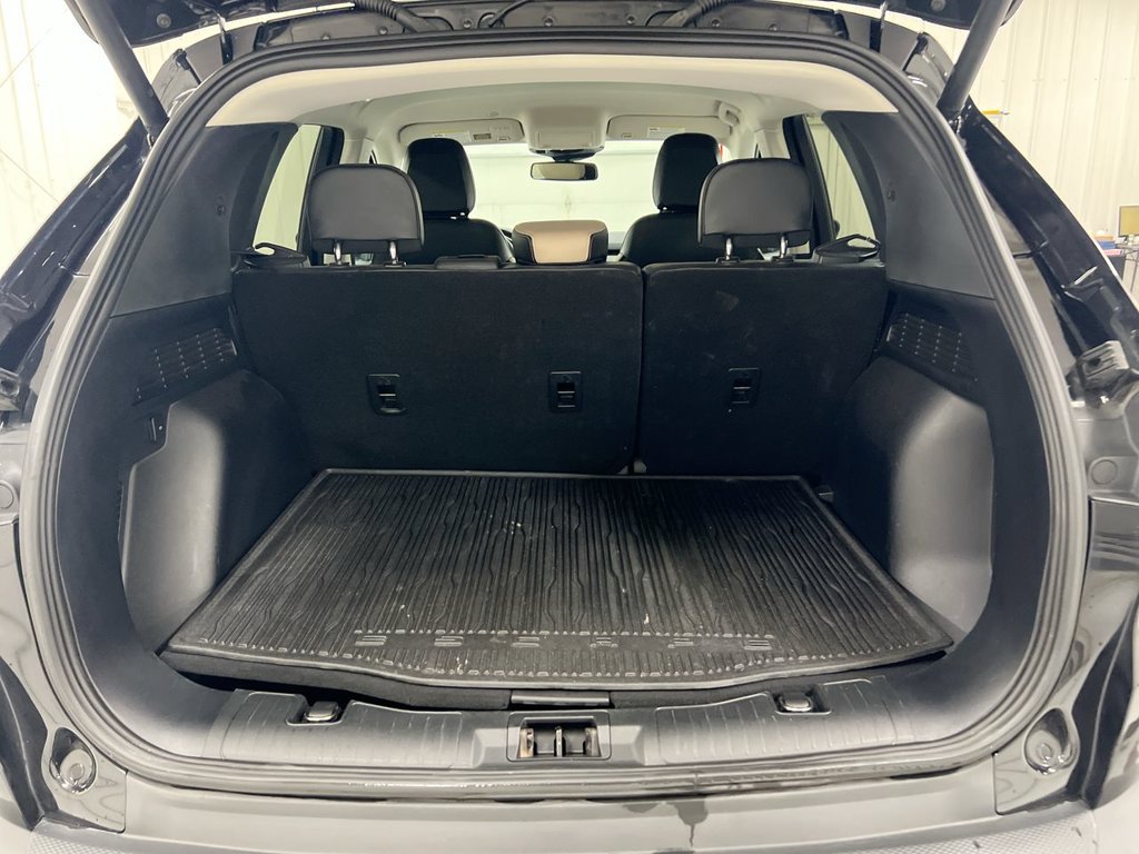 Used 2022 Ford Escape Titanium AWD/4WD image 24