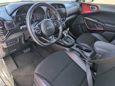 Certified 2023 Kia Soul GT-Line FWD image 24