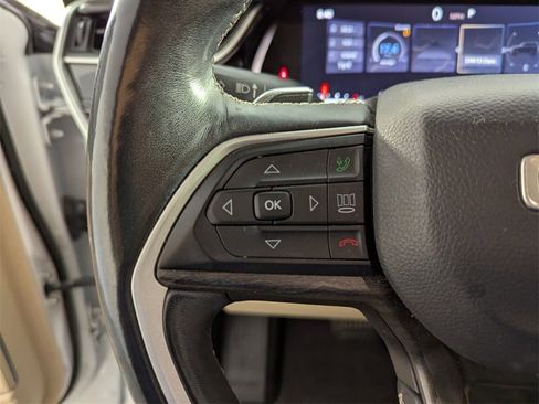 Certified 2022 Jeep Grand Cherokee L Limited w/ Luxury Tech Group II image 22