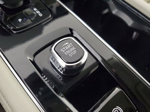 Used 2026 Volvo XC90 B6 Ultra AWD/4WD image 33