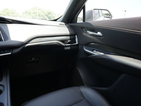 Used 2020 Cadillac XT4 Sport FWD image 9