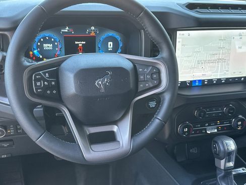 New 2026 Ford Bronco Badlands image 14