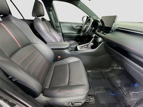 Certified 2025 Toyota RAV4 XSE w/ Premium Package image 28