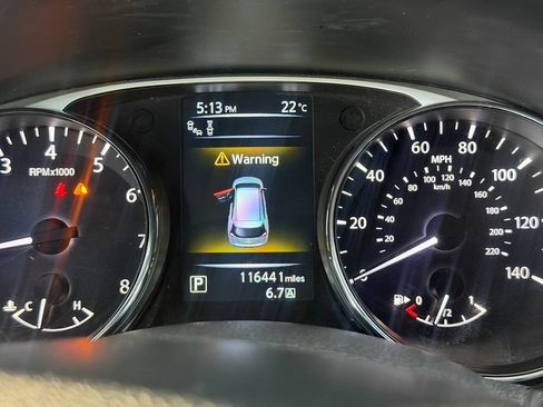 Used 2015 Nissan Rogue SL AWD/4WD image 21