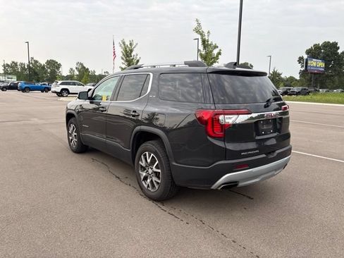 Used 2020 GMC Acadia SLE w/ Driver Convenience Package FWD image 3