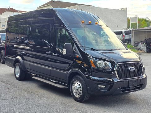 Used 2024 Ford Transit 350 XLT AWD/4WD image 8