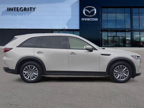 Used 2024 MAZDA CX-90 3.3 Turbo w/ Preferred Plus image 3