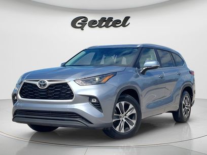 Used 2023 Toyota Highlander XLE