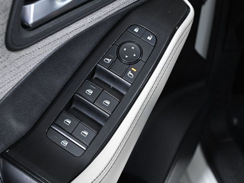 Certified 2023 Nissan Rogue SV image 23