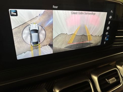 Used 2023 Mercedes-Benz GLE 53 AMG 4MATIC Coupe image 25