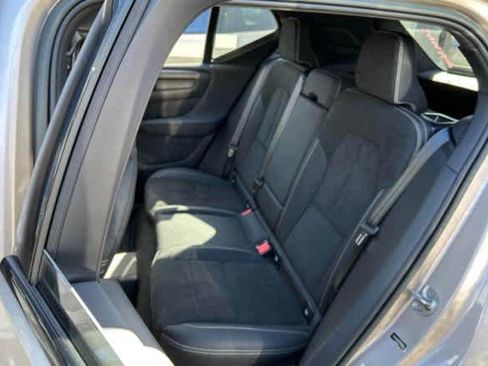 Used 2023 Volvo XC40 Recharge Plus w/ Protection Package Premier image 5