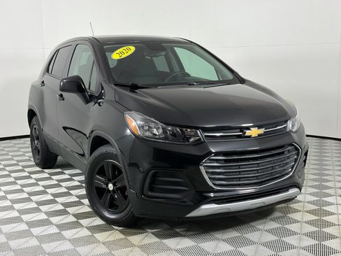 Used 2020 Chevrolet Trax LS w/ Tint and Cruise Package FWD image 2