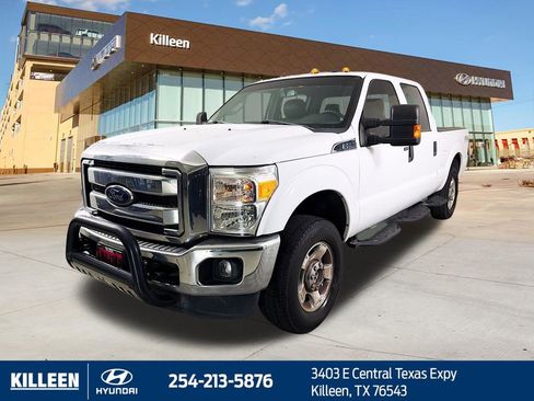 Used 2016 Ford F250 XLT w/ XLT Value Package image 3