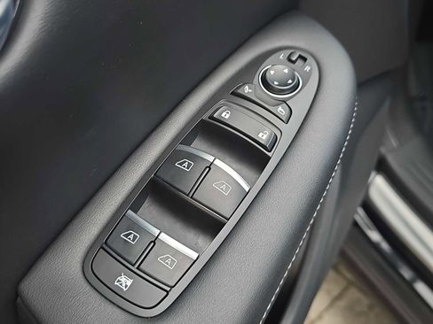 Used 2023 INFINITI QX50 Sport FWD image 14