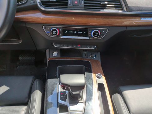 Certified 2023 Audi Q5 2.0T Prestige w/ Prestige Package AWD/4WD image 29